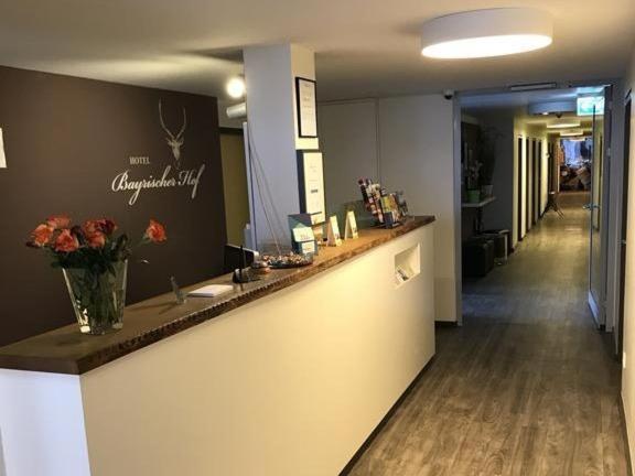 Bayrischer Hof Krefeld Extérieur photo
